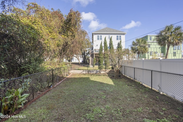 304 Birmingham Ave Unit 2, Carolina Beach, NC 28428 - view of yard