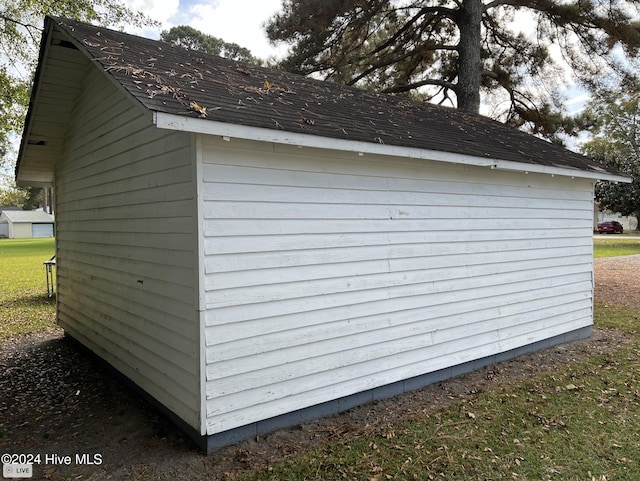 view of outbuilding