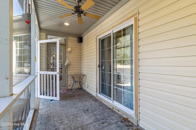 balcony with ceiling fan