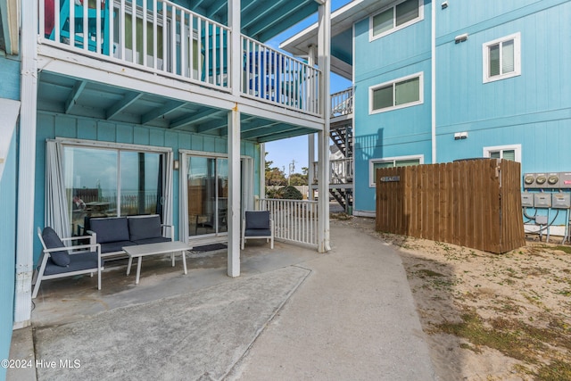 view of patio featuring outdoor lounge area