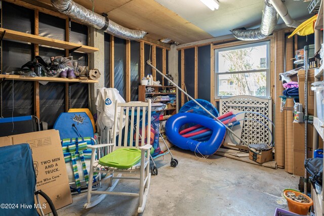 714 Ocean Blvd, Topsail Beach, NC 28445 - view of storage room