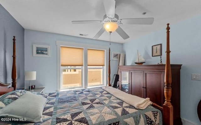 bedroom featuring ceiling fan