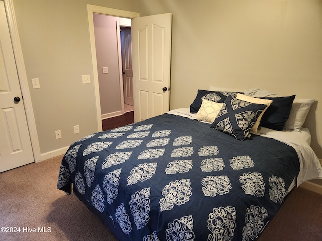 view of carpeted bedroom