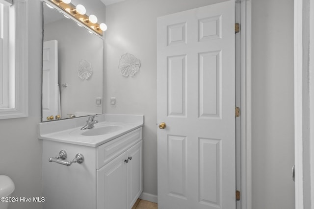 bathroom with vanity