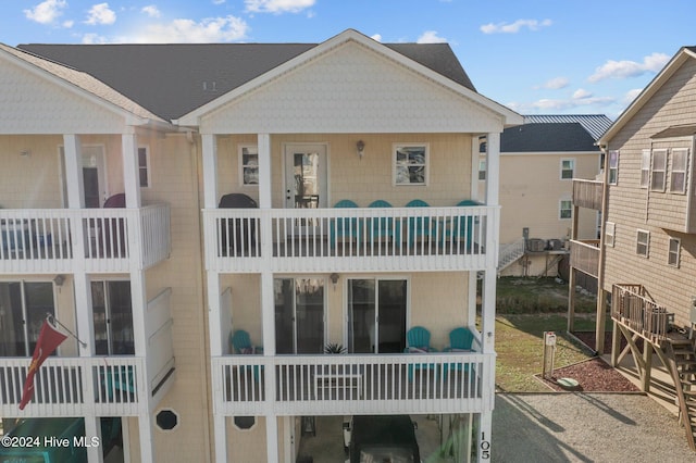 view of rear view of house