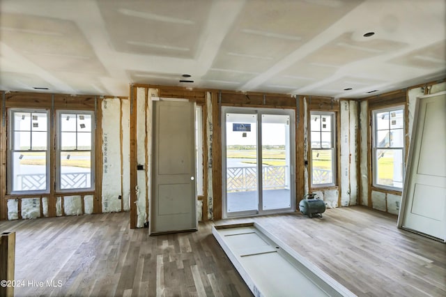 entryway featuring wood finished floors