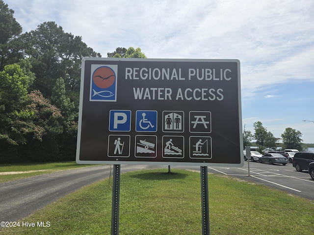 7126 Fisk Dr, Leland, NC 28451 - exterior view of a parking lot