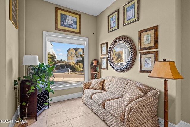 10108 Sea Breeze Dr, Emerald Isle, NC 28594 - sitting room featuring tile patterned flooring and baseboards