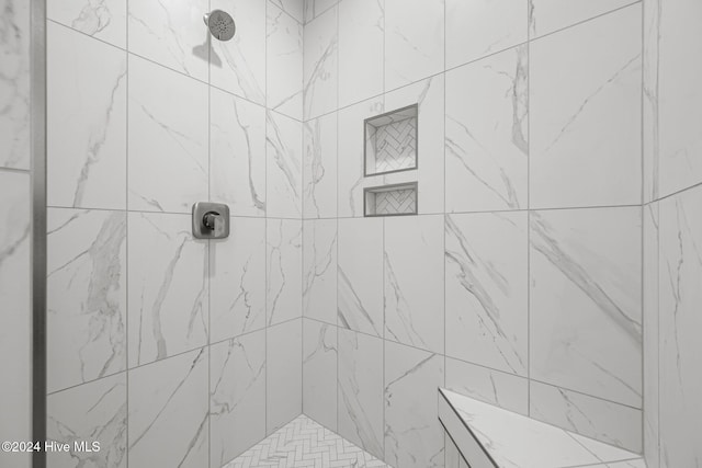 513 Moss Lake Ln, Holly Ridge, NC 28445 - full bath featuring a tile shower