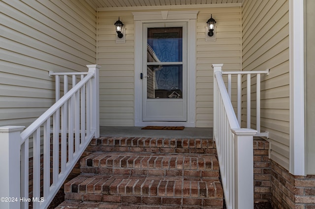 view of property entrance