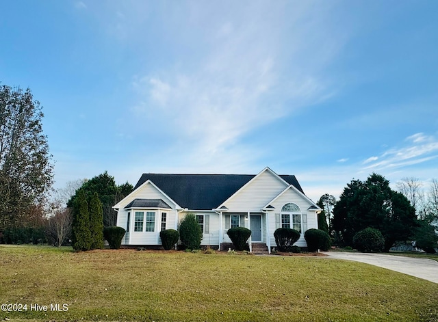 2887 Schooner Ln, Grimesland NC, 27837, 3 bedrooms, 2 baths house for sale