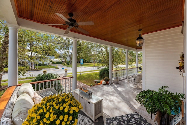505 Broad St, Oriental, NC 28571 - porch featuring ceiling fan