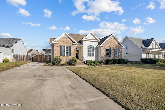 view of front of house with a front yard