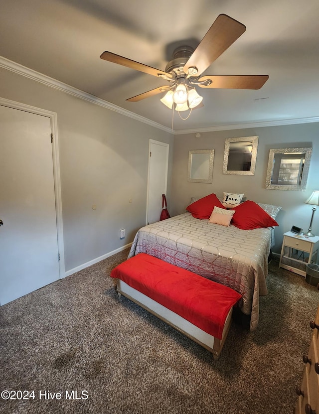 bedroom with carpet floors, crown molding, baseboards, and a ceiling fan