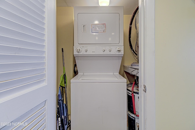 2000 New River Inlet Rd Unit 1203, North Topsail Beach, NC 28460 - laundry area featuring stacked washing machine and dryer