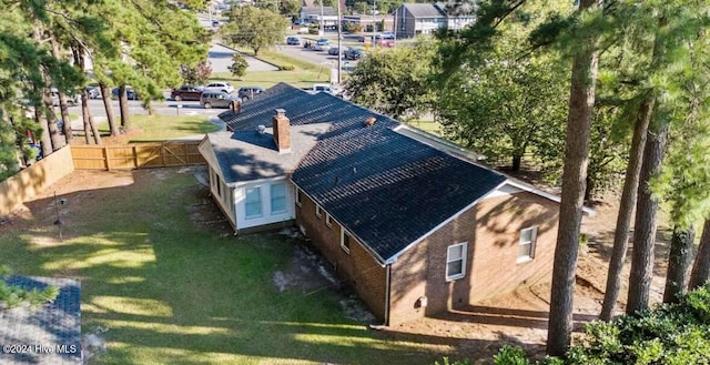 view of outdoor structure with a yard