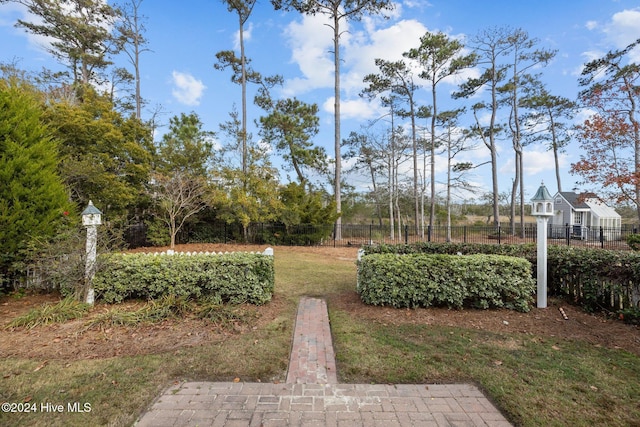 1502 Marsh Pointe, Morehead City, NC 28557 - view of yard
