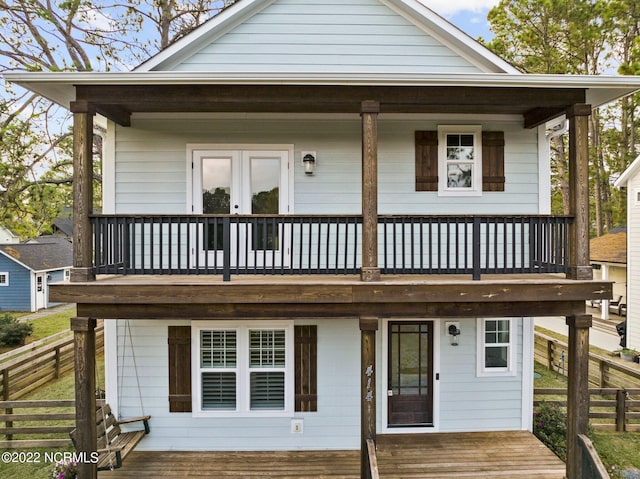 view of front facade featuring french doors