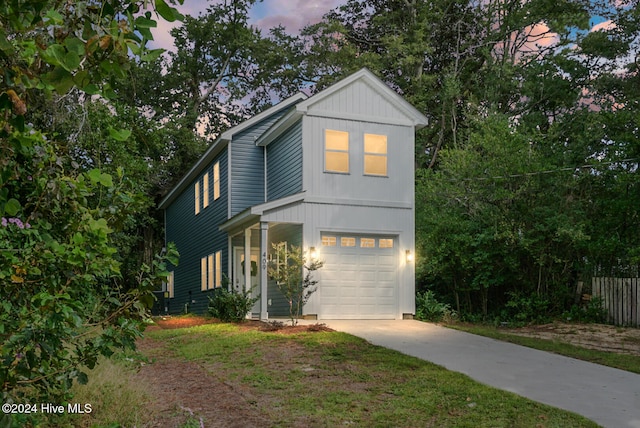 view of front of house featuring a garage