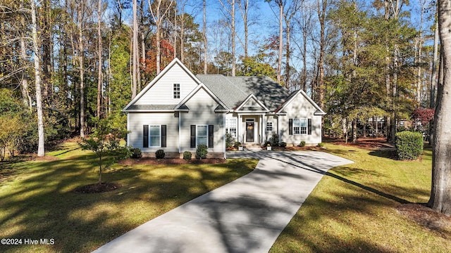 view of front of property with a front lawn