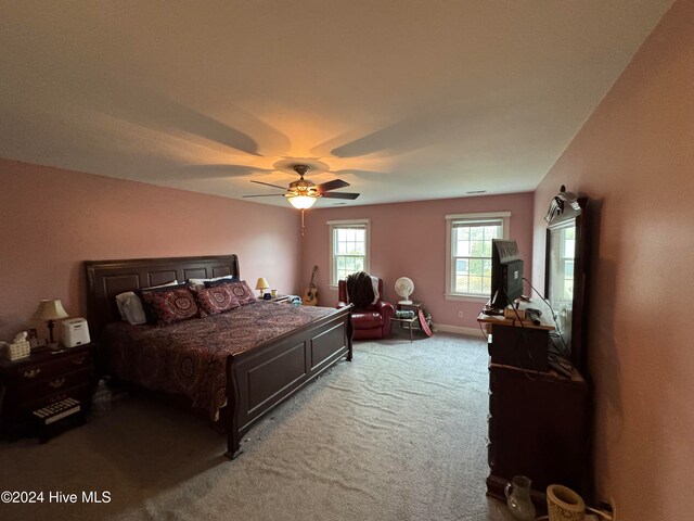 bedroom featuring carpet flooring and ceiling fan