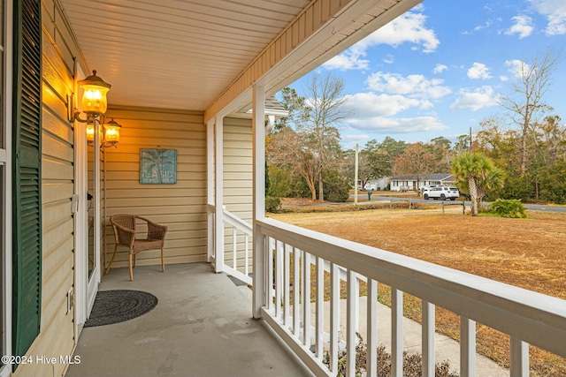 balcony with a porch