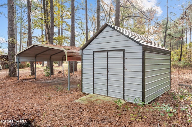 view of outdoor structure with a carport