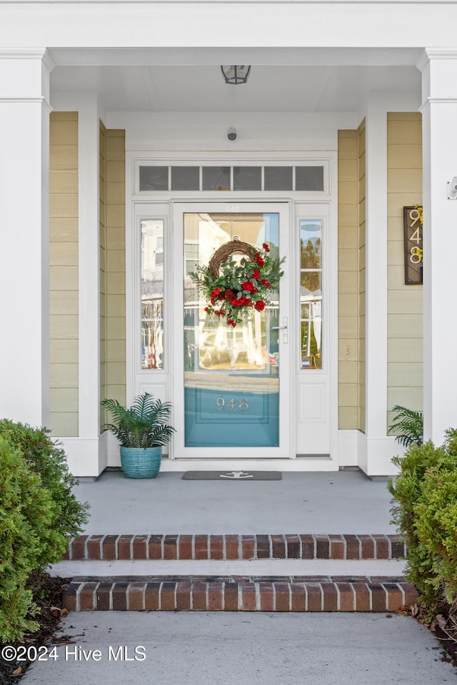 view of entrance to property