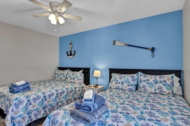 bedroom featuring ceiling fan