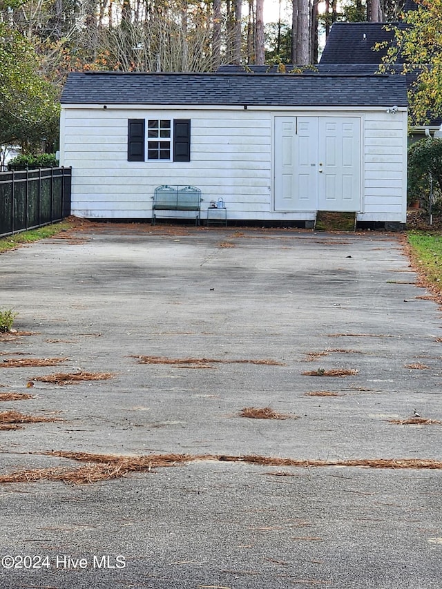 view of outbuilding