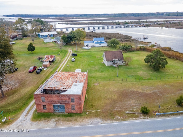 bird's eye view featuring a water view