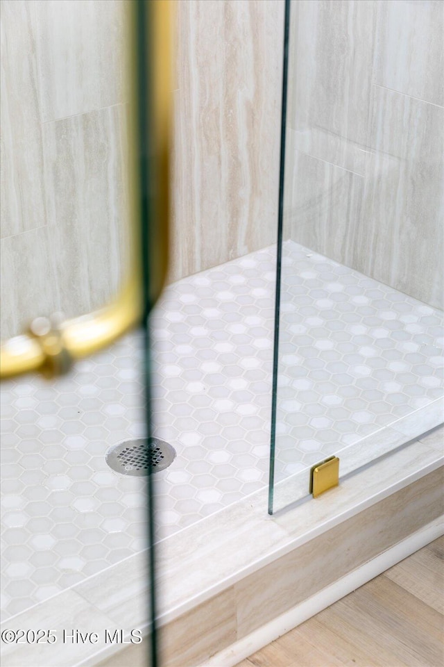 details featuring a shower