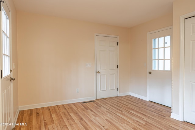 102 James Creek Rd, Southern Pines, NC 28387 - unfurnished room featuring light wood-style floors and baseboards