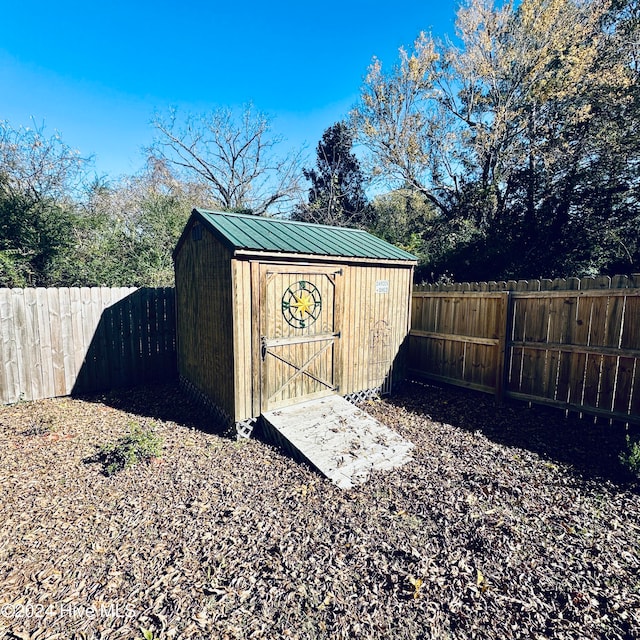 view of outdoor structure