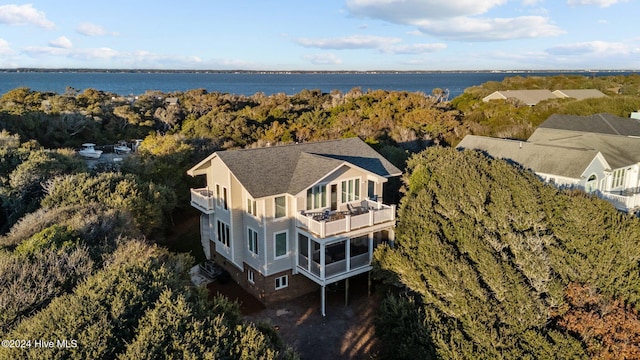 bird's eye view featuring a water view