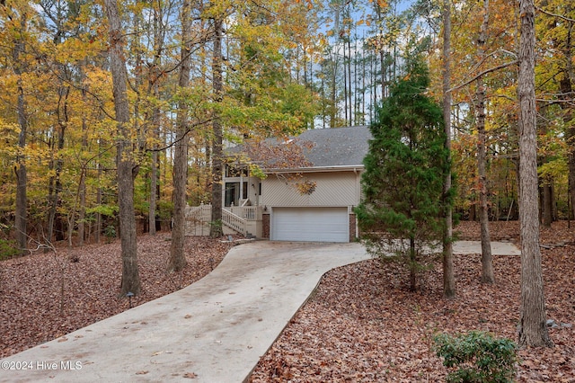 view of front of house featuring a garage