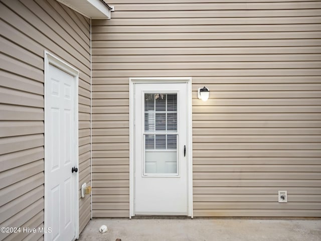 view of doorway to property