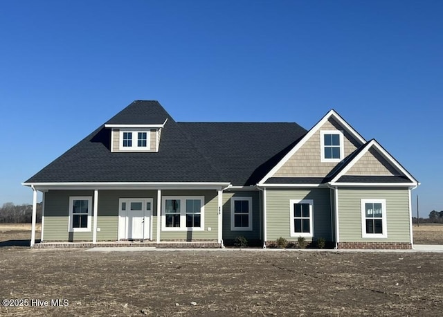 craftsman inspired home with a porch