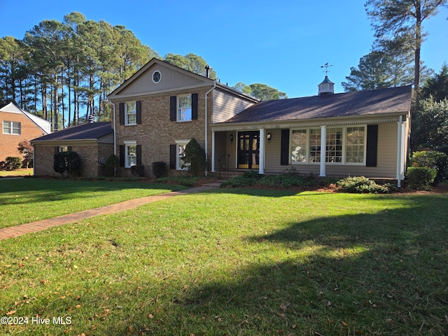 view of front of house featuring a front yard