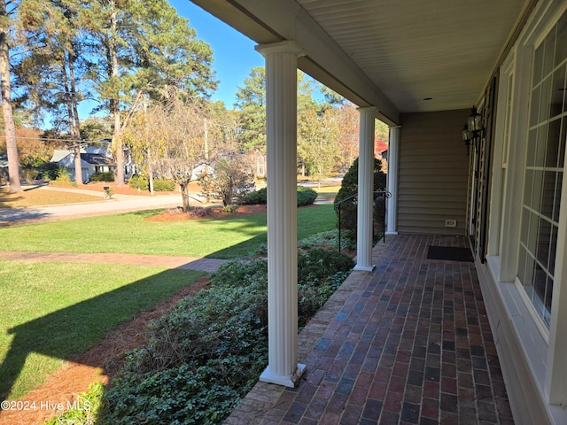 view of patio featuring covered porch