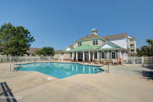 100 Gateway Condos Dr Unit 110, Surf City, NC 28445 - community pool with a patio