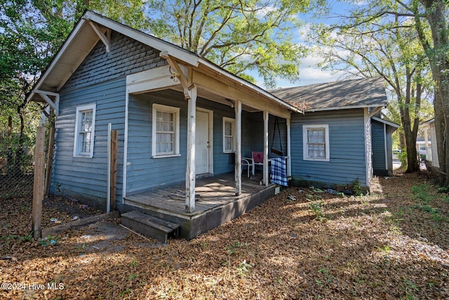 bungalow featuring a porch