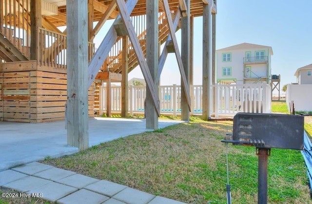 view of yard with a patio