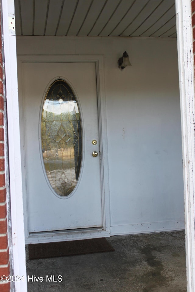 view of entrance to property