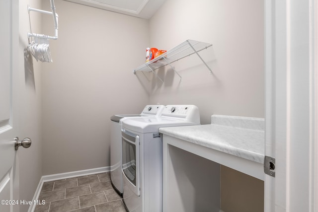 laundry room with washer and clothes dryer