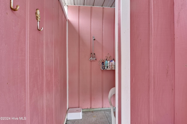 25 Newport St, Ocean Isle Beach, NC 28469 - detailed view of board and batten siding