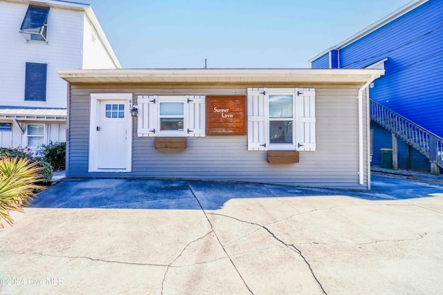 view of front of home