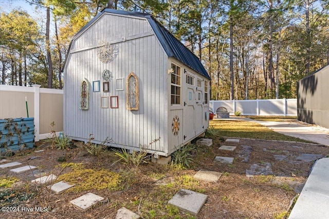 view of outdoor structure