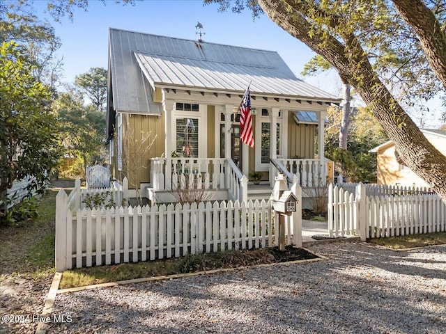 view of front of house