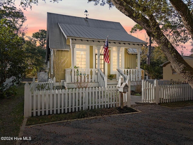 view of front facade featuring covered porch